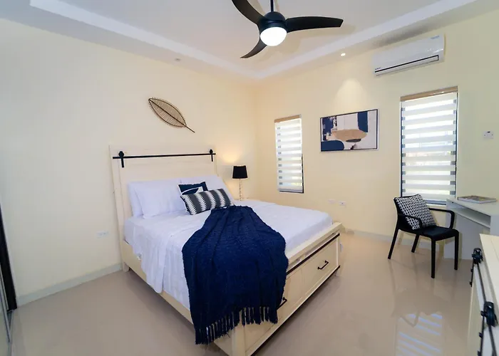 Pensión Pyramid Dreamstay 67 *